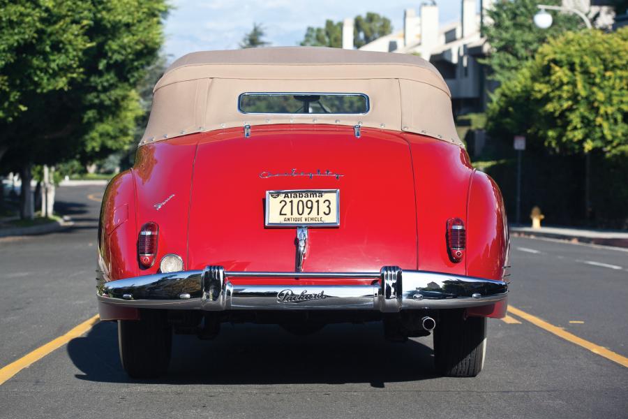  Packard Darrin One-Eighty Convertible Victoria 1941 года  (фото 8 из 19)